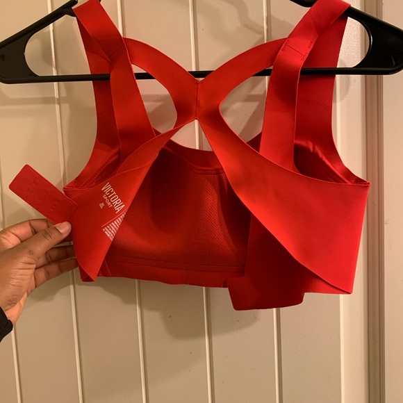 Victoria Secret sports bra - Picture 3 of 3